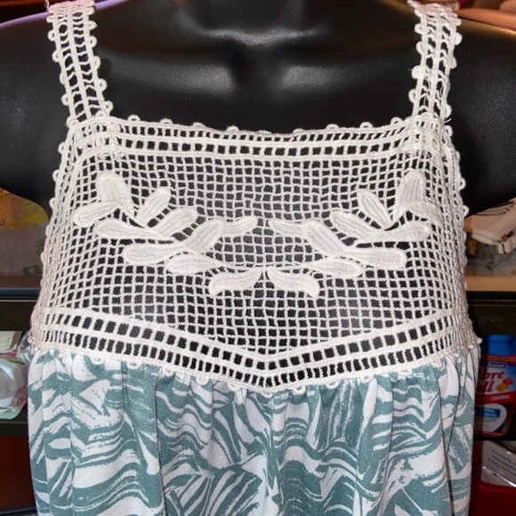 Lava Lace Tank Top - Picture 2 of 4